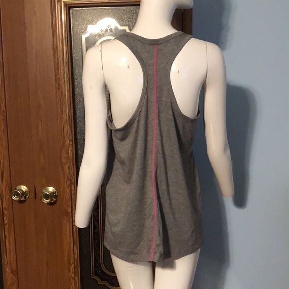 Athletic Works Top   - Picture 3 of 5